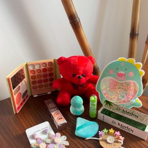 پک هدیه خرس عاشق